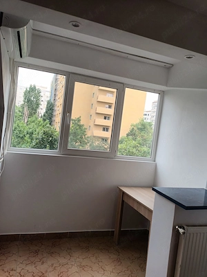 Închiriez Garsoniera