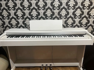 Pian Yamaha Arius YDP 144