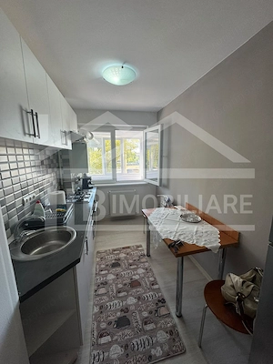 Apartament cu 2 camere, 50 mp, decomandat, Zona Aleea Carpati - imagine 5