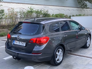 Opel Astra 2012 1.7 CDTI 125 Cp - imagine 4