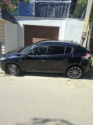 Renault Megane BOSE Edition,2012,1600 cmc,131 CP - imagine 7