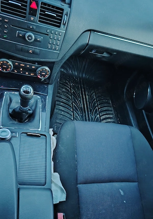 Mercedes C300 V6 benzină și gaz - imagine 8