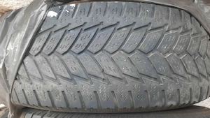 Vând 2 anvelope 235 65 R16C stare bună.Preț 250 lei Neg. - imagine 2