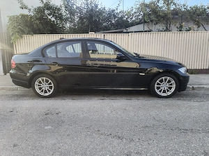 Vând BMW Seria 3 2.0 diesel Facelift Automat - imagine 4
