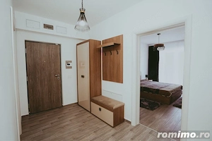 Ofer spre inchiriere un apartament 2 camere in zona Universitate - imagine 3