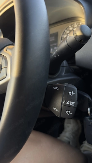 Dacia Duster III 2 km - imagine 5