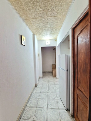 Apartament 2 camere, etaj 1, centrala proprie, zona Sagului - imagine 6