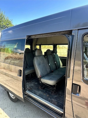 Ford Transit 2.2D , 9 Locuri  - imagine 4