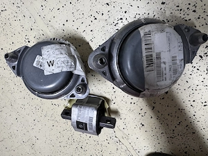 Tampoane motor Mercedes W204 - imagine 3