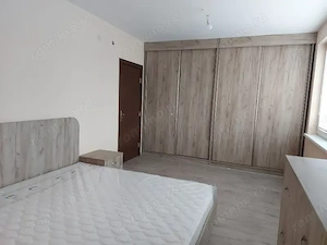 Spre inchiriere un apartamentde 3 camere in zona Decebal - imagine 5
