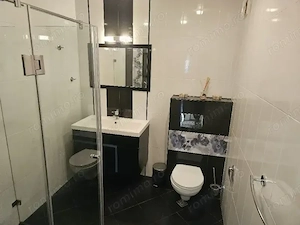 Spre inchiriere un apartamentde 3 camere in zona Decebal - imagine 4
