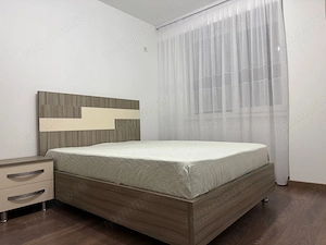 Apartament 3 camere de inchirat in zona 1 Decembrie