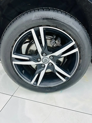 Volvo XC60 - imagine 9