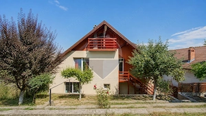 PURCARENI – 2 CASE , MULTIPLE POSIBILITATI | 533 mp | 0% comision