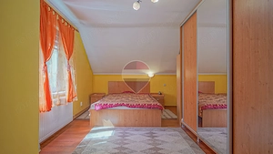 PURCARENI – 2 CASE , MULTIPLE POSIBILITATI | 533 mp | 0% comision - imagine 17