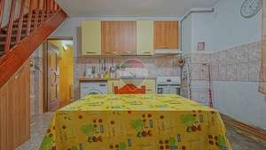 PURCARENI – 2 CASE , MULTIPLE POSIBILITATI | 533 mp | 0% comision - imagine 16