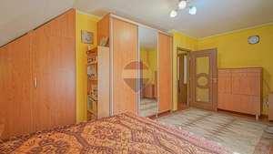 PURCARENI – 2 CASE , MULTIPLE POSIBILITATI | 533 mp | 0% comision - imagine 12