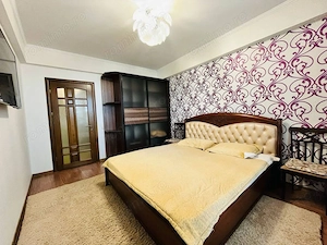 Se ofera spre inchiriere apartament cu trei camere in zona Pajura - imagine 5