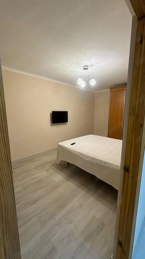 Se inchiriaza un apartament de 2 camere zona Izvor - imagine 2