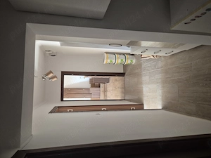 Vand apartament central