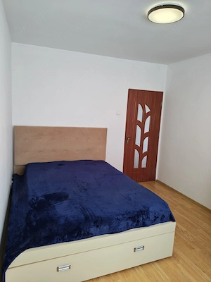 Vânzare sau închiriere pe termen lung   Apartament 3 camere în Sulina, Delta Dunării - imagine 4