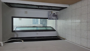 Închiriez apartament două camere.