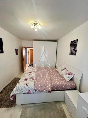 Apartament cu 3 camere, centrala proprie, in Cirvumvalatiunii - imagine 4