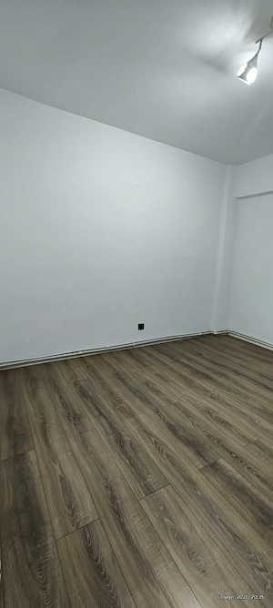 ÎNCHIRIERE   3 camere, 70 MP, parter   Micro 3, langa scoala 11 - imagine 3