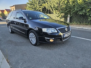 Vând Vw Passat B6 Highline 2.0TDi - imagine 2