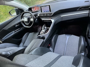 Peugeot 3008 An 23 12 2019 Automat EAT8, 1,5 diesel-131c.p