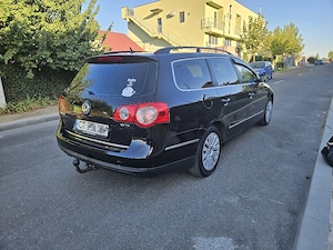 Vând Vw Passat B6 Highline 2.0TDi - imagine 5