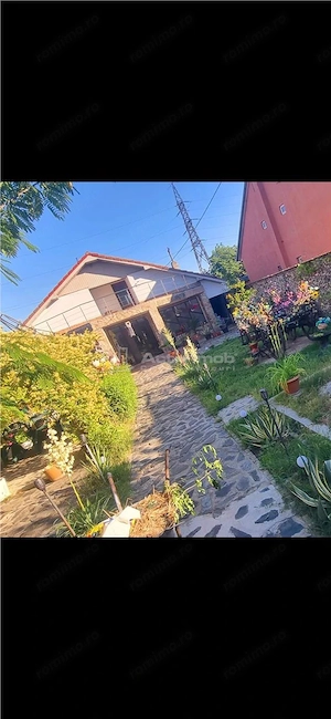 Casa pe sol, teren : 1460 mp - zona Spitalului Municipal - Bariera