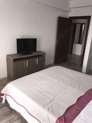 Închiriez apartament 2 camere Mamaia Summerland - imagine 5