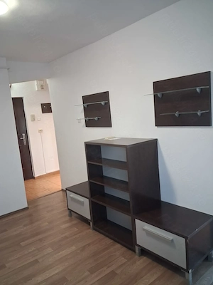 Închiriez apartament cu o cameră, zona Uta  - imagine 4