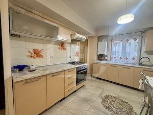 Apartament 3 camereI decomandat I zona  Piata Cipariu - imagine 10