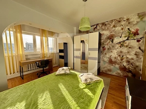 Apartament 3 camereI decomandat I zona  Piata Cipariu - imagine 3