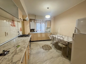 Apartament 3 camereI decomandat I zona  Piata Cipariu - imagine 9