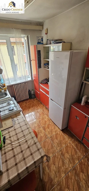Vand apartament 2 cam cf 1 dec zona Lunca ,optional se poate achizitiona si garaj  - imagine 9