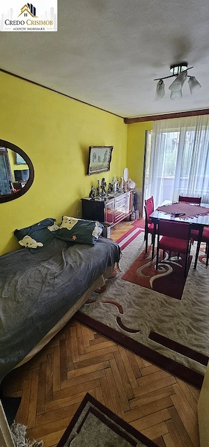 Vand apartament 2 cam cf 1 dec zona Lunca ,optional se poate achizitiona si garaj 