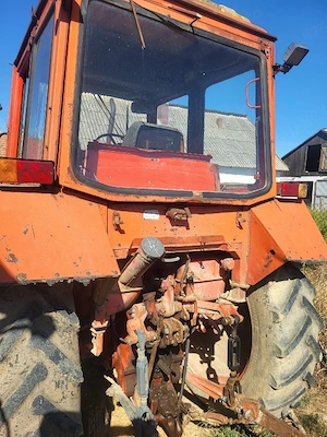 Vând tractor MTZ 80 - imagine 3