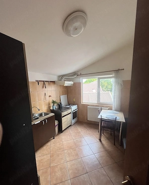 Casa cu doua apartamente separate suprafata de 88,64mp cartierul Bulgaria - imagine 2