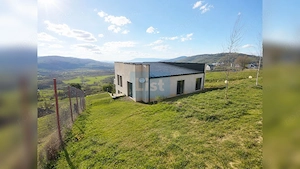 Casă individuală în Tăuți - 280 mp - Teren 1000 mp! - imagine 14