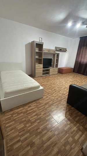 Apartament 2 Camere Decomandat | Zona Lipovei, Etaj 3