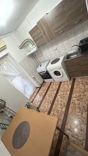 Apartament 2 Camere Decomandat | Zona Lipovei, Etaj 3 - imagine 4