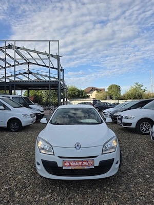 Renault Megane 2011 Euro 5 Manual - imagine 3