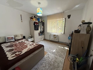 Apartament cu 3 camere, decomandat, parter - Baba Dochia - imagine 2