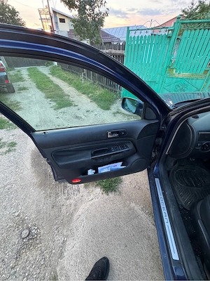 dezmembrez Golf 4 1.4 16V - imagine 7