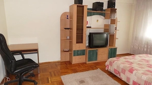 Vanzare garsoniera spatioasa, renovata, mobilata, complet dotata - imagine 13