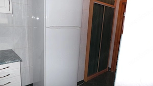 Vanzare garsoniera spatioasa, renovata, mobilata, complet dotata - imagine 4