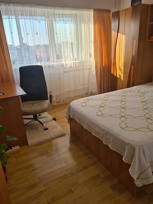Vanzare Apartament 2 camere, 55 mp, loc de parcare, balcon închis – Sector 5 - imagine 2